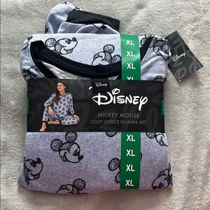 BNWT Disney Mickey Mouse Pajama Set - Gray with Black Accents XL